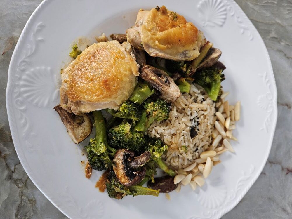 chicken broccoli mushroom dinner cooked